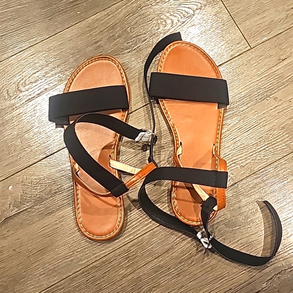 These are flats with a ankle buckle